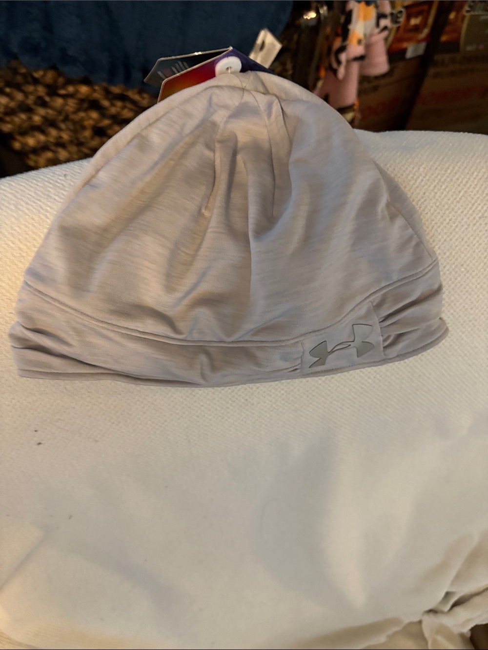 Under Armour Women's Light Gray Performance Skull Cap